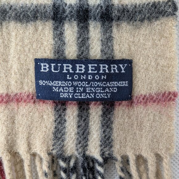 Burberry Scarf Beige – Unisex Check – Pre-Loved - 10 Cashmere 90 Merino wool - Picture 3 of 7